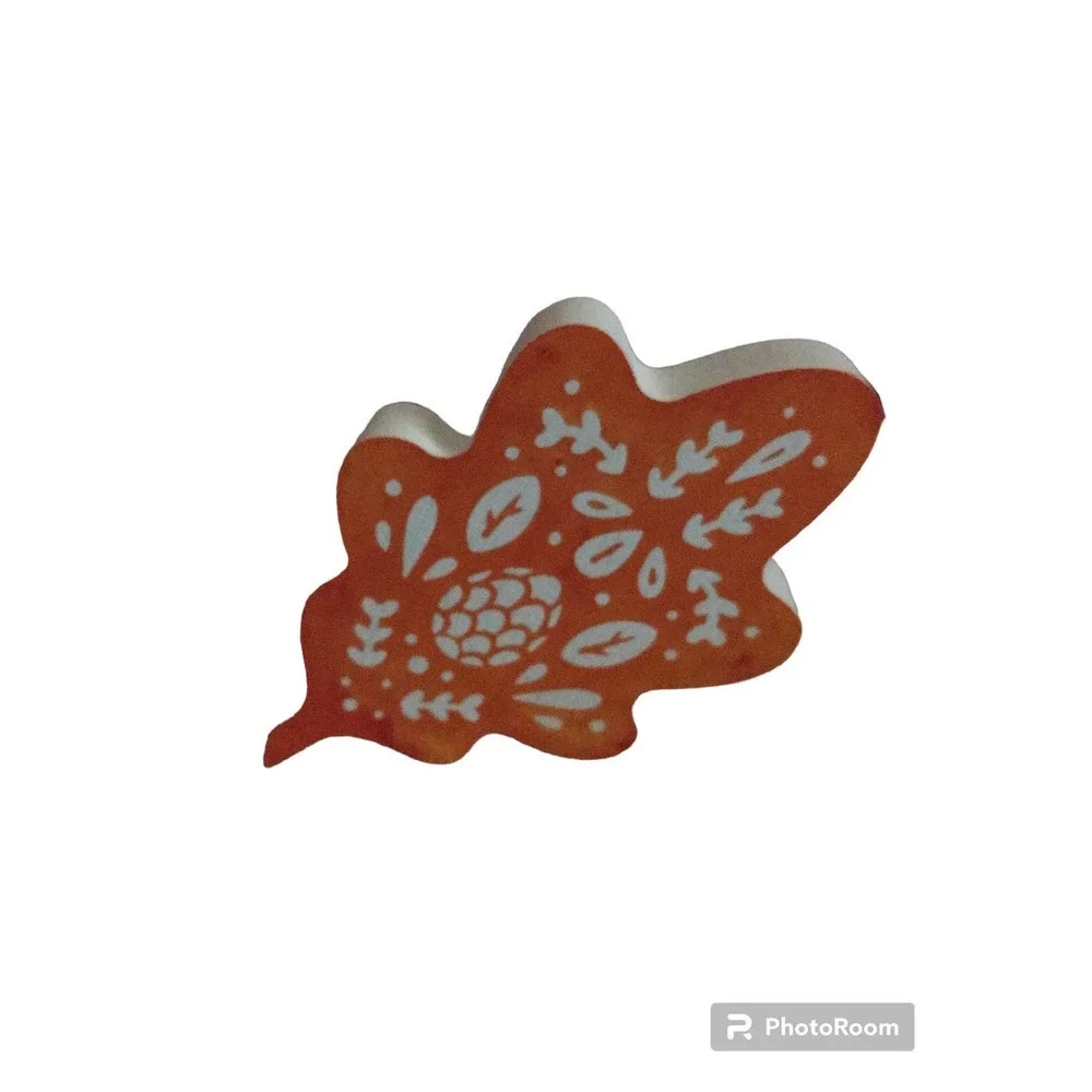 New 3 Autumn Wood designed Leaves Cutouts